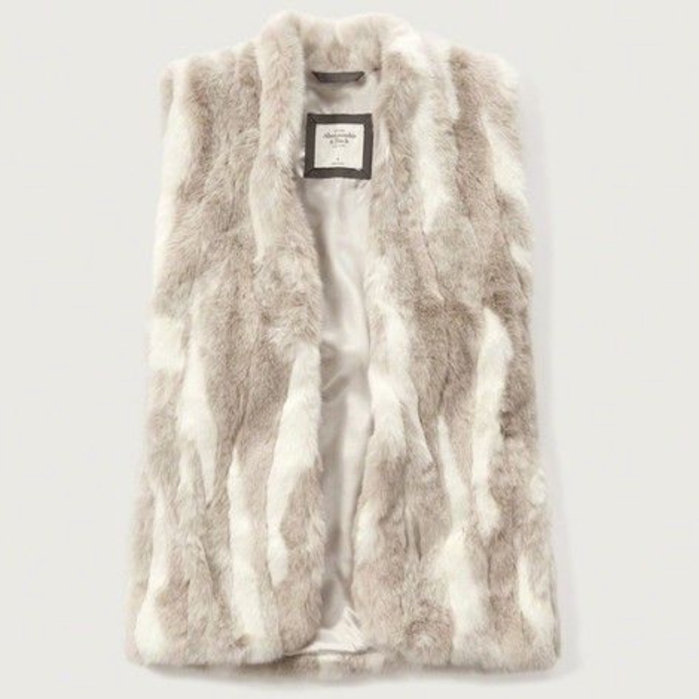 Abercrombie & Fitch Faux Fur Vest  CREAM XS